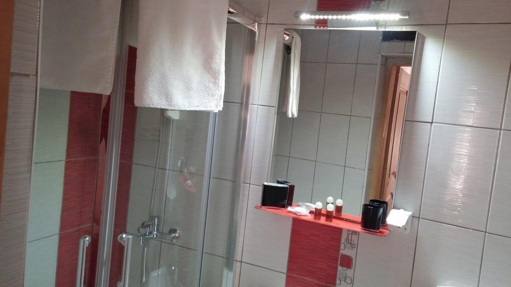 B&B Bazeni SJJ Zimmer foto